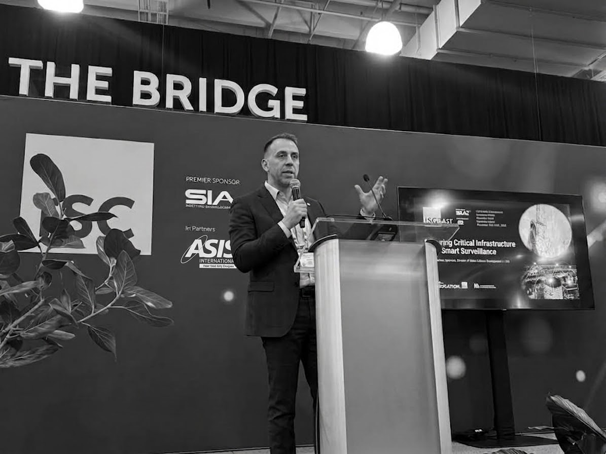 Josh Dempsey speaking at ISC East